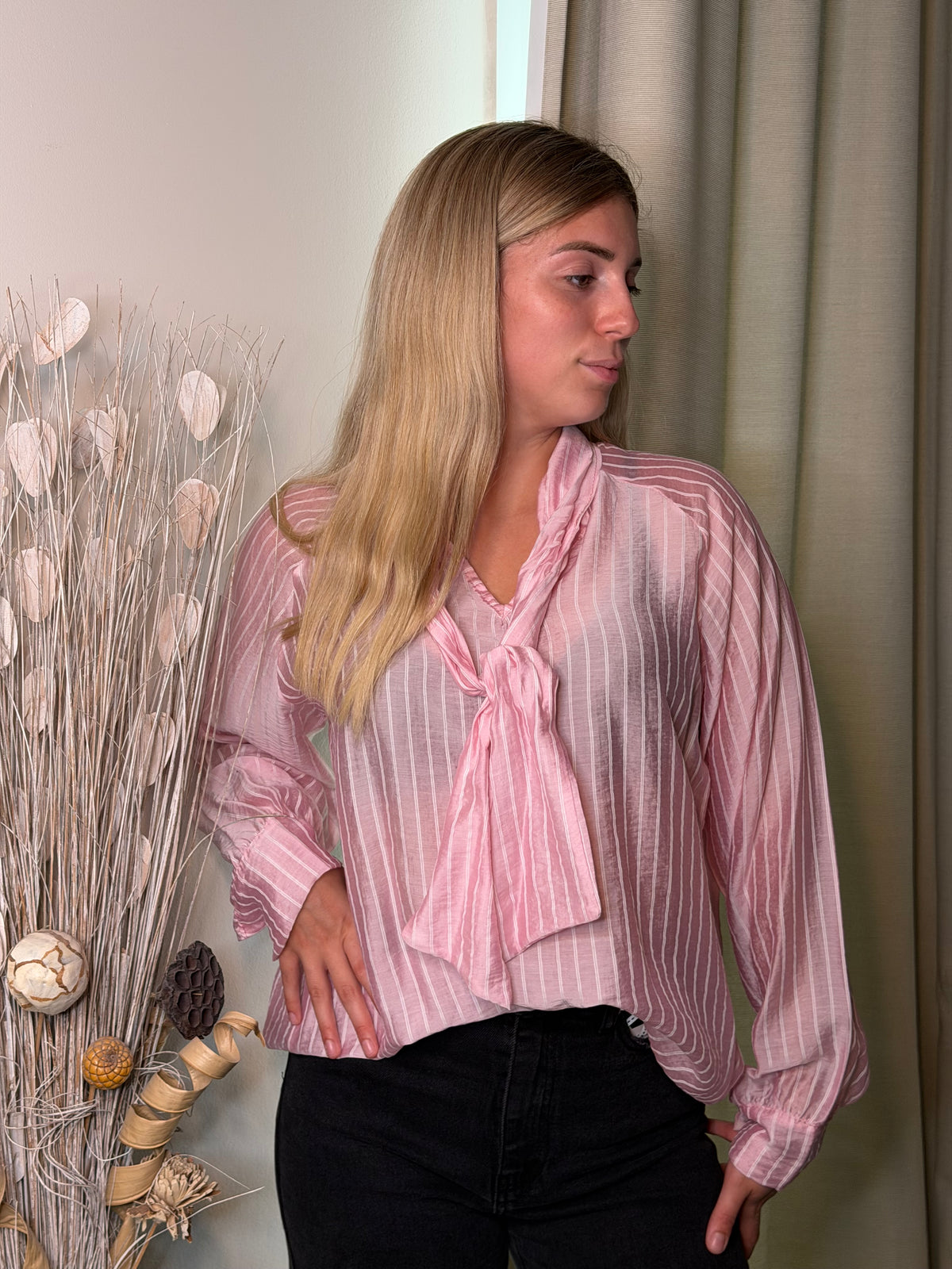 Blouse rose rayée à col lavallière 🎀